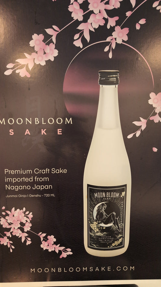 Moon Bloom Junmai Ginjo Genshu 720ml